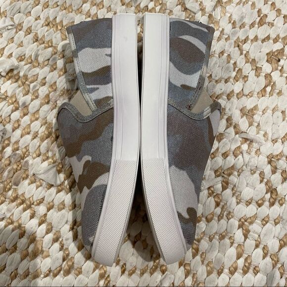 Steve Madden Camo Slip On Sneakers - Picture 6 of 9